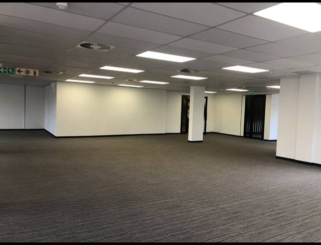 293M² OFFICE TO LET IN ILLOVO